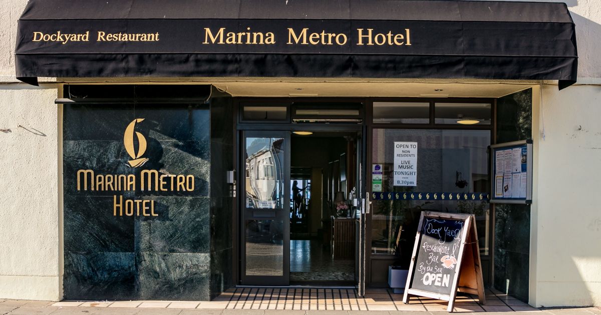 Metropolitan hotel jersey shop